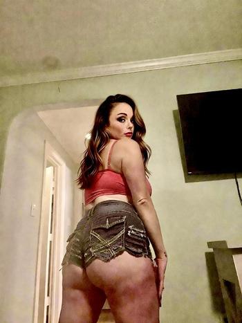 281-729-5994, 36  female escort, Galveston