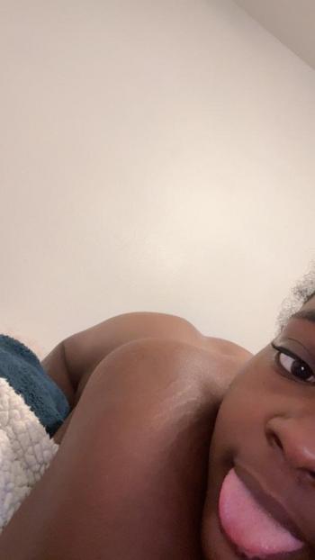 Fantasy, 20  female escort, Galveston